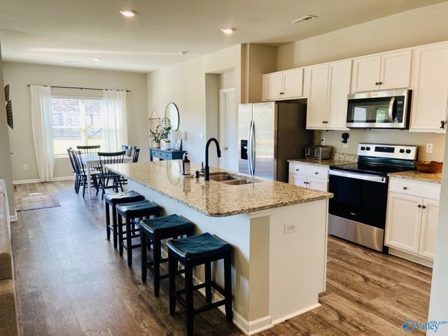 314 Addison Court NE, New Market, AL 35761