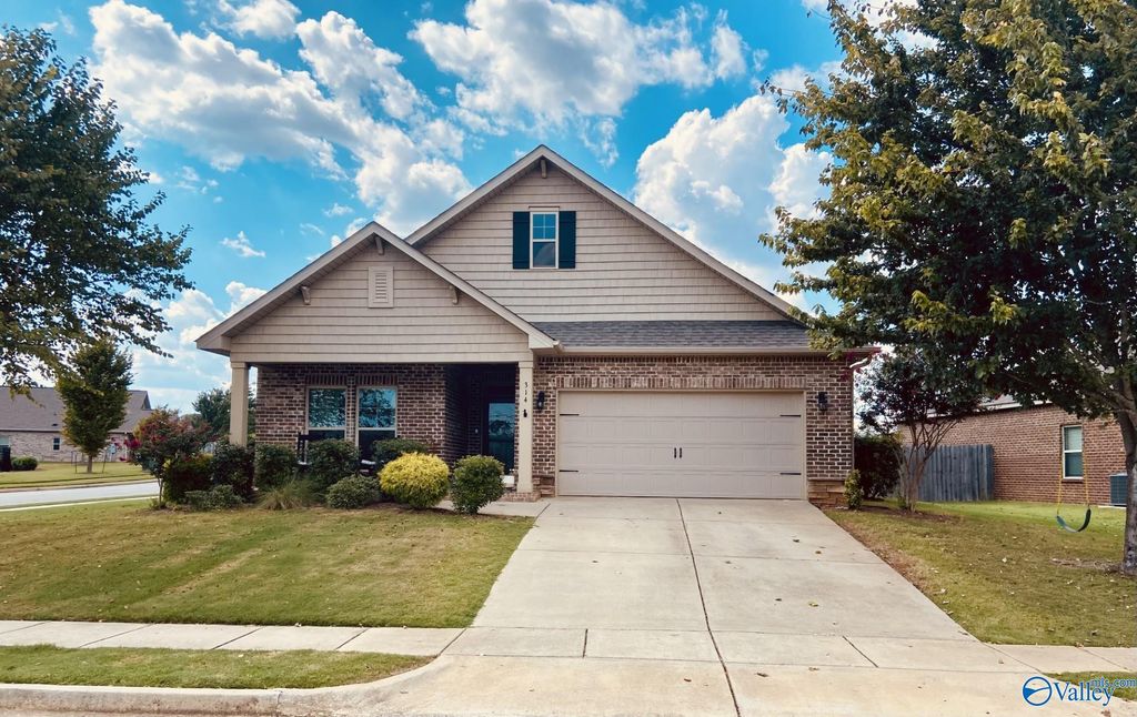 314 Addison Court NE, New Market, AL 35761