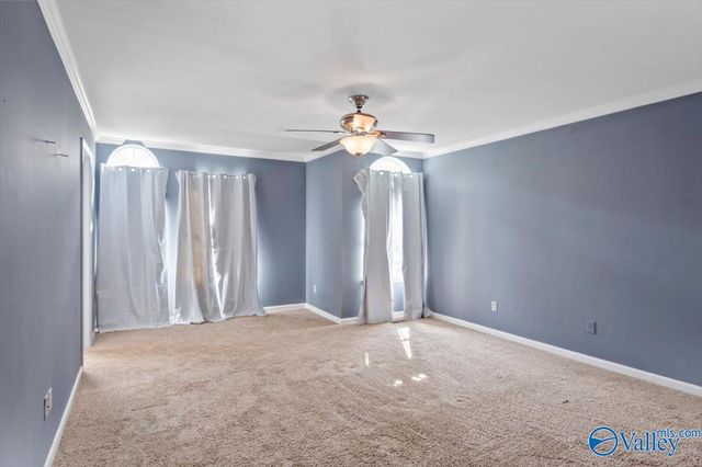 5018 Doris Lane, Guntersville, AL 35976