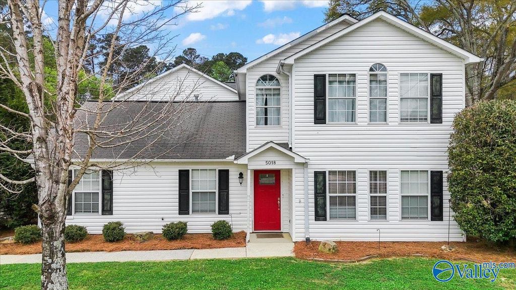 5018 Doris Lane, Guntersville, AL 35976