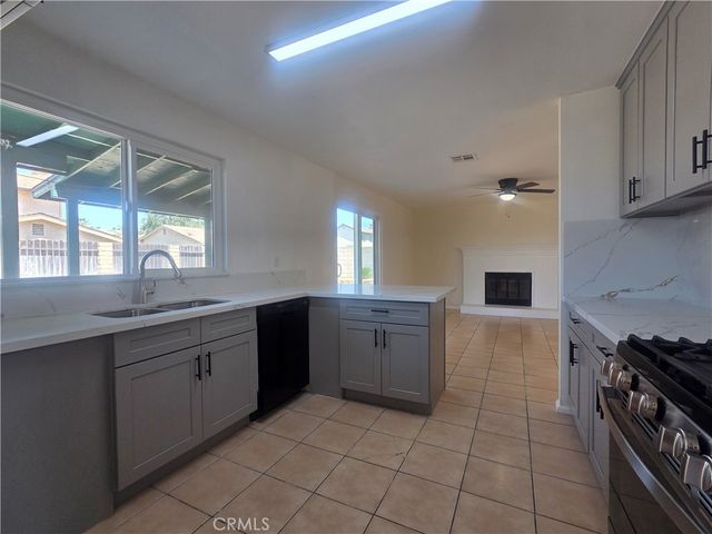7492 Eugenia, Fontana, CA 92336