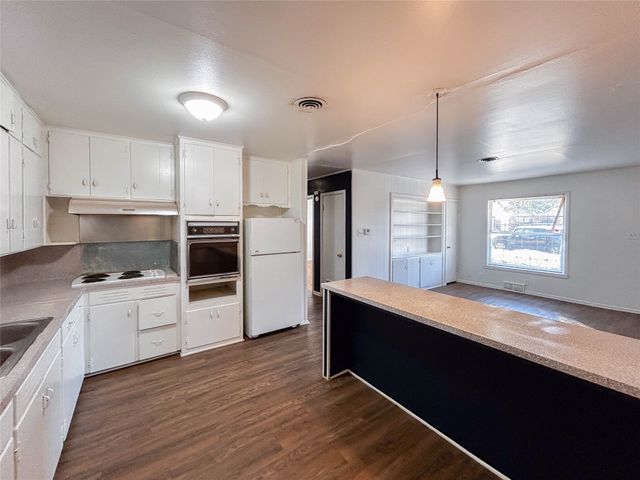 2305 Bernard Street, Denton, TX 76205