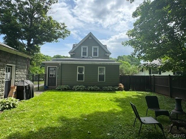 454 Sayles Street, Oneida, NY 13421