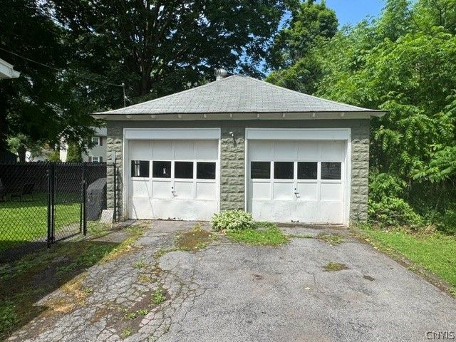454 Sayles Street, Oneida, NY 13421