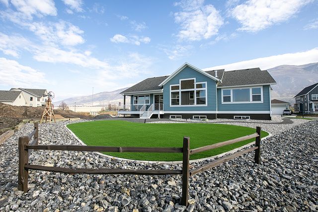 110 S 525 W, Farmington, UT 84025