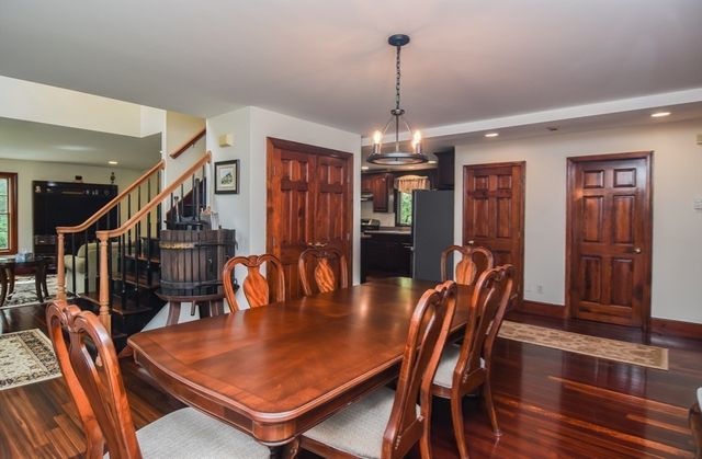 8 Martin Rd, Brookfield, MA 01506