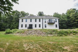 8 Martin Rd, Brookfield, MA 01506