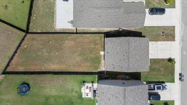 336 Wonderful Life WAY, Jarrell, TX 76537
