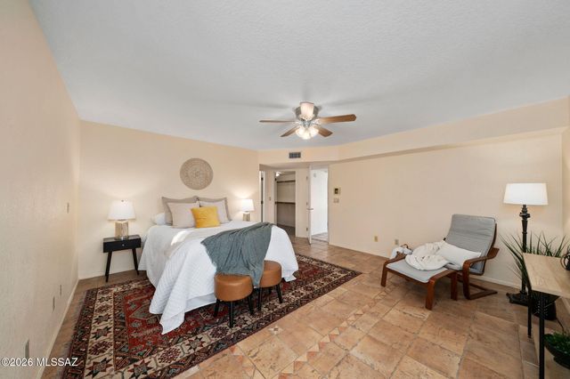 4271 N Summer Set Loop, Tucson, AZ 85750