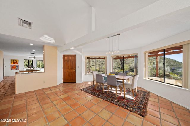 4271 N Summer Set Loop, Tucson, AZ 85750