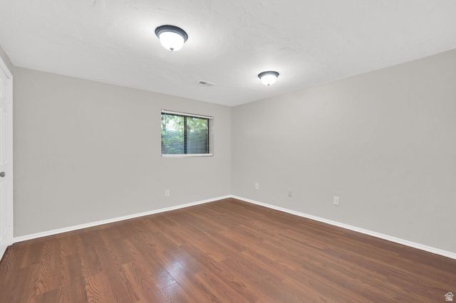 1126 N 1000 E, Layton, UT 84040