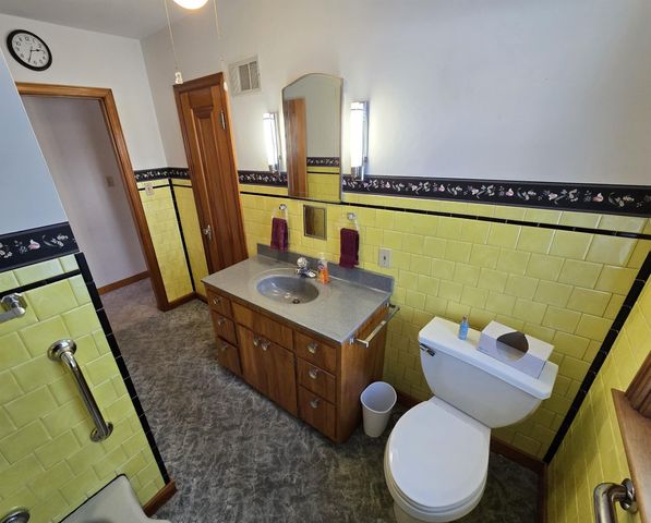 801 Iowa Street, Dysart, IA 52224