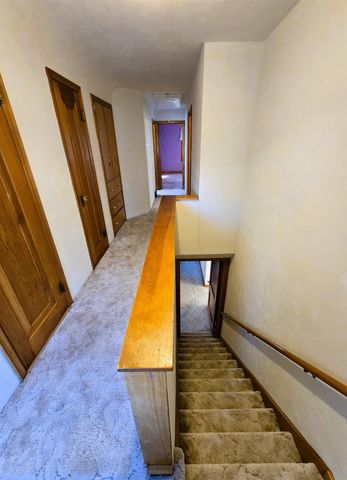 801 Iowa Street, Dysart, IA 52224