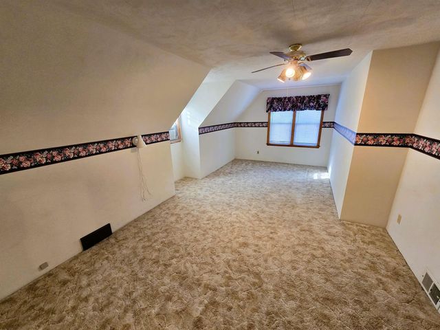 801 Iowa Street, Dysart, IA 52224