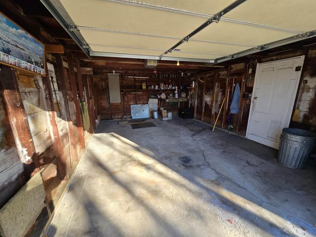 801 Iowa Street, Dysart, IA 52224