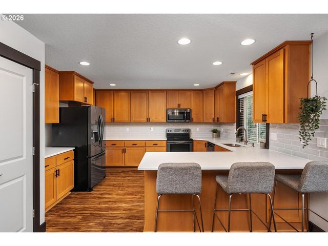 335 HILLSDALE Dr, Woodland, WA 98674