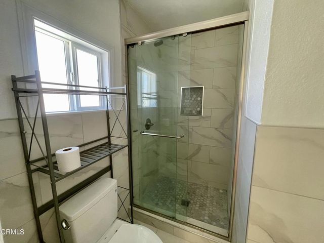 1327 Allen, Glendale, CA 91201