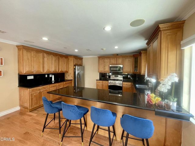 1327 Allen, Glendale, CA 91201