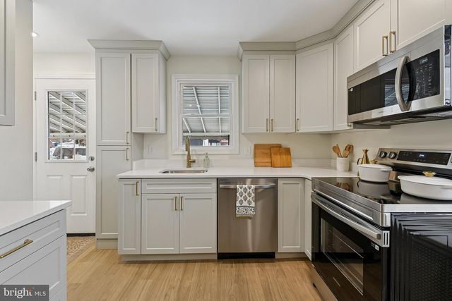 100 MARGARET AVE, Baltimore, MD 21221