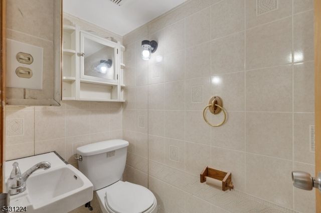 304 N Park Ave., Linden City, NJ 07036