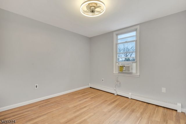 304 N Park Ave., Linden City, NJ 07036