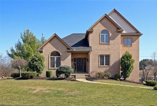 702 Magnolia Lane, Cranberry Twp, PA 16066