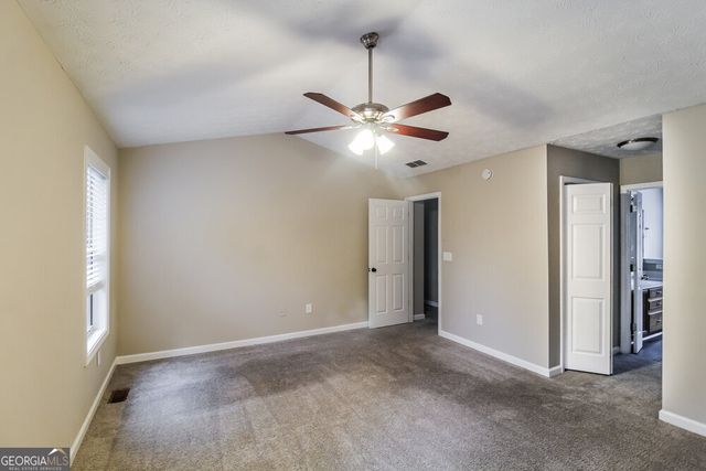 4090 Bradstone Trace NW, Lilburn, GA 30047