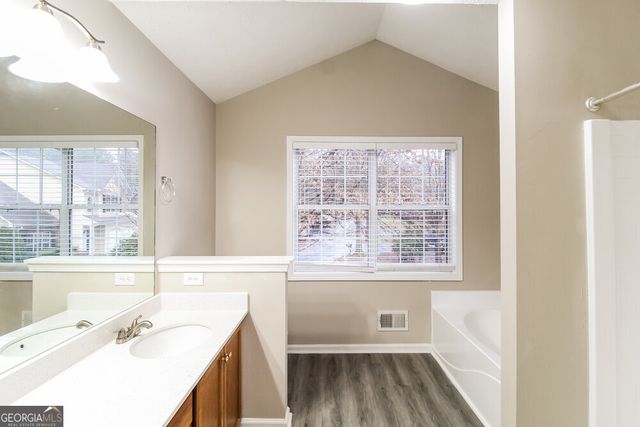 4090 Bradstone Trace NW, Lilburn, GA 30047