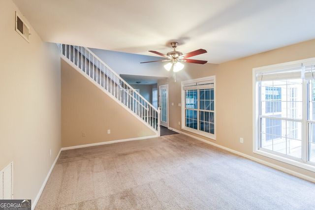 4090 Bradstone Trace NW, Lilburn, GA 30047