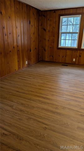 512 Agee Avenue, Selma, AL 36701