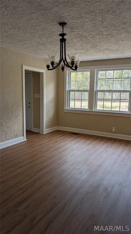 512 Agee Avenue, Selma, AL 36701