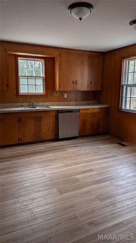 512 Agee Avenue, Selma, AL 36701