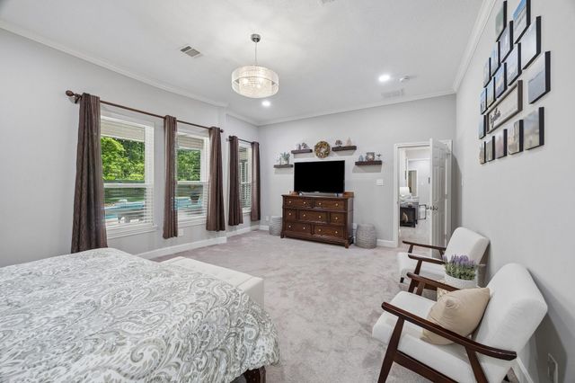 2102 Hickory Village Circle, Kingwood, TX 77345