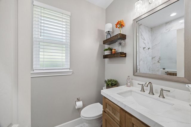 2102 Hickory Village Circle, Kingwood, TX 77345