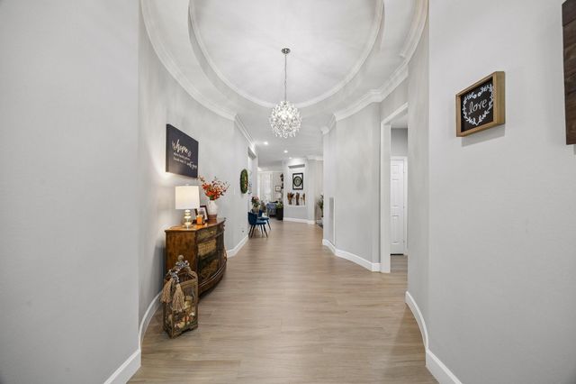 2102 Hickory Village Circle, Kingwood, TX 77345