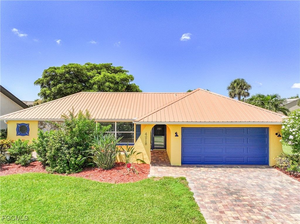4218 SE 6th PL, Cape Coral, FL 33904