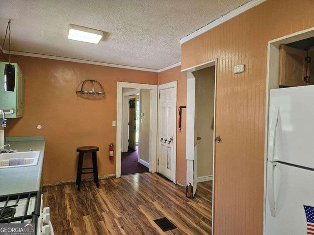 2431 W Woodland Circle, Atlanta, GA 30344