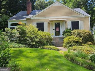 2431 W Woodland Circle, Atlanta, GA 30344