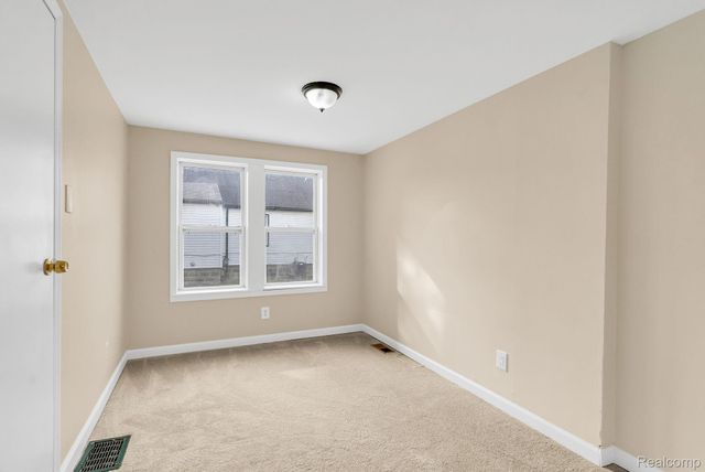 21044 Sunset Avenue, Warren, MI 48091