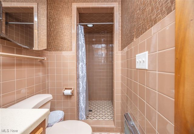 922 Glendale Road, Marietta, OH 45750