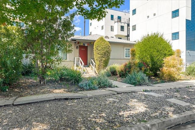 8893 Reading Avenue, Los Angeles, CA 90045