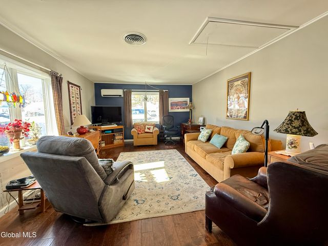 4 Linden Drive, Hudson Falls, NY 12839
