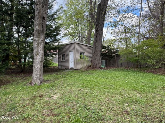 4 Linden Drive, Hudson Falls, NY 12839