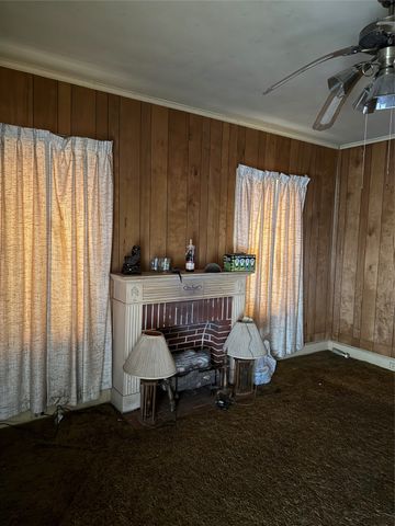 2734 W Caperton Street W, Shreveport, LA 71109