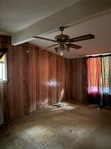 2734 W Caperton Street W, Shreveport, LA 71109