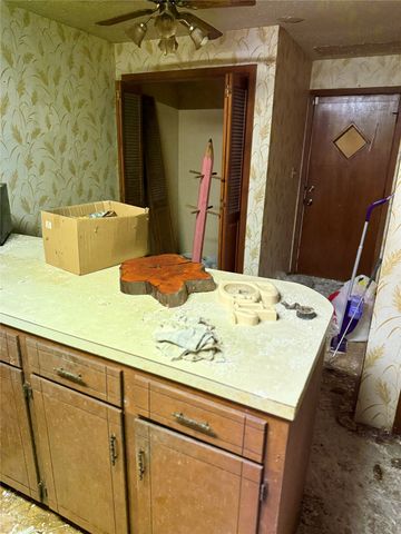 2734 W Caperton Street W, Shreveport, LA 71109