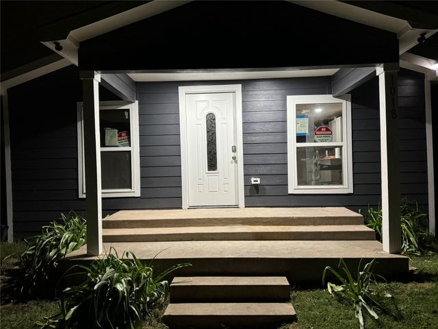 1018 S Frances Street, Terrell, TX 75160