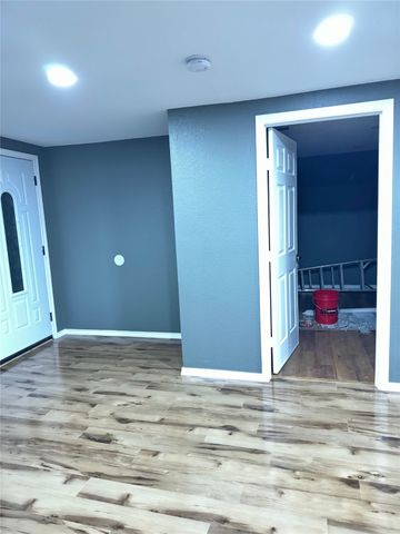 1018 S Frances Street, Terrell, TX 75160