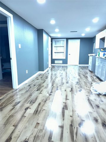 1018 S Frances Street, Terrell, TX 75160