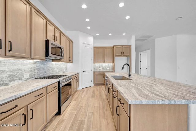 2928 E MANZANILA Avenue, San Tan Valley, AZ 85140
